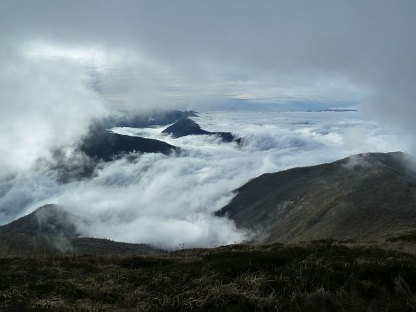 MARE DI NUBI SULLA VAL BORBERA.jpg